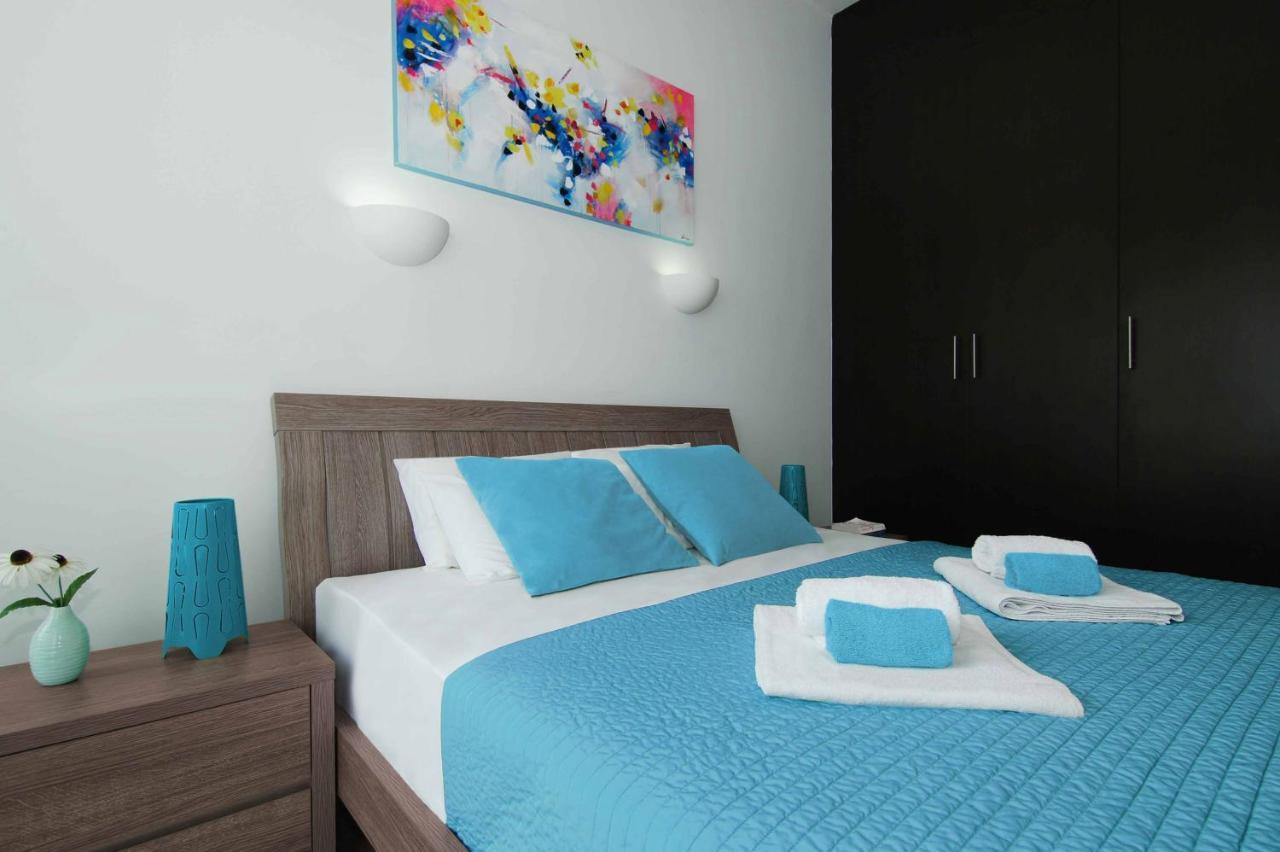 Diana - Coralli Beachfront Apartment Протарас Экстерьер фото