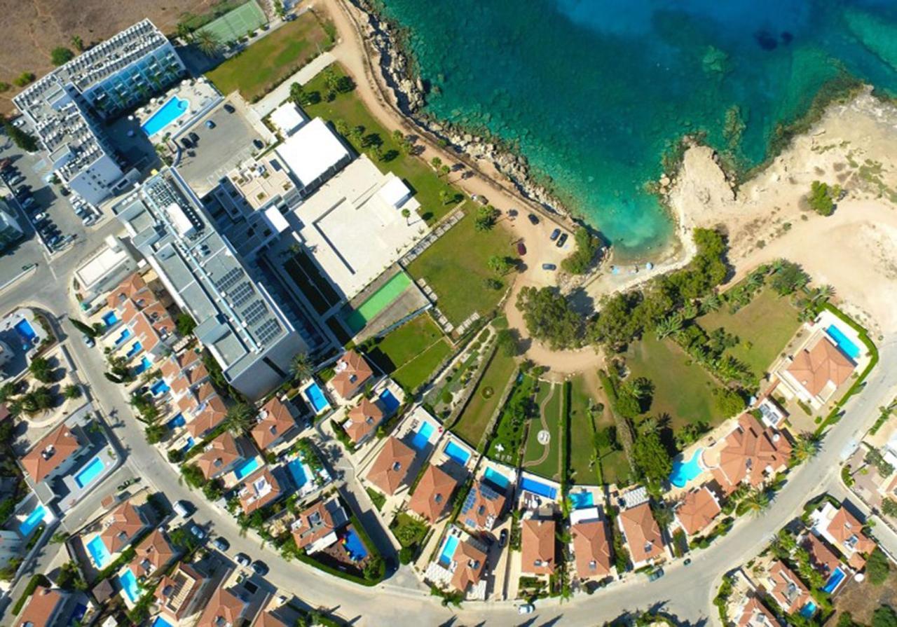 Diana - Coralli Beachfront Apartment Протарас Экстерьер фото